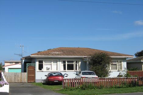 Photo of property in 29 Hood Street, Castlecliff, Whanganui, 4501