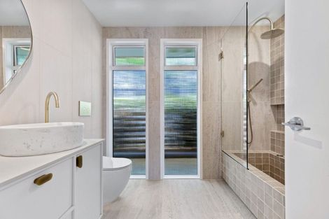 Photo of property in 32 Swann Beach Road, Stanmore Bay, Whangaparaoa, 0932