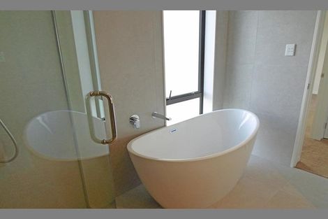 Photo of property in 30 Stephen Avenue, Henderson, Auckland, 0610