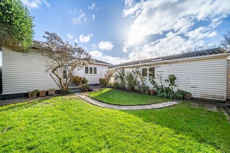 Photo of property in 35 Ropata Crescent, Boulcott, Lower Hutt, 5010