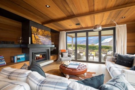 Photo of property in 4 Torea Lane, Arrowtown, Queenstown, 9371