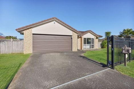 Photo of property in 52 Foxlaw Street, Randwick Park, Auckland, 2105