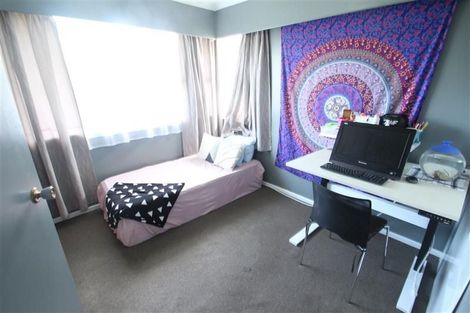 Photo of property in 20 Eskdale Road, Birkdale, Auckland, 0626