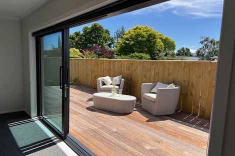 Photo of property in 14 Van Baarle Close, Carterton, 5713