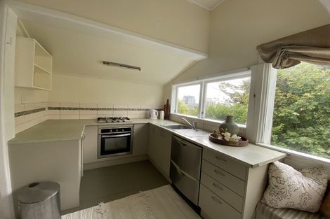Photo of property in 57 Aurora Terrace, Kelburn, Wellington, 6012