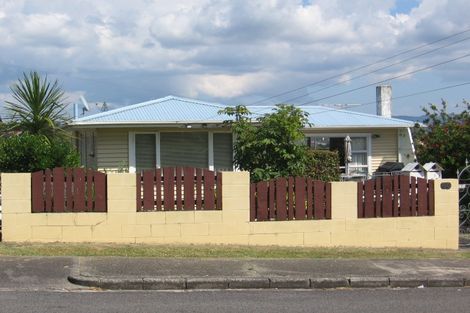 Photo of property in 50 Ellis Avenue, Mount Roskill, Auckland, 1041