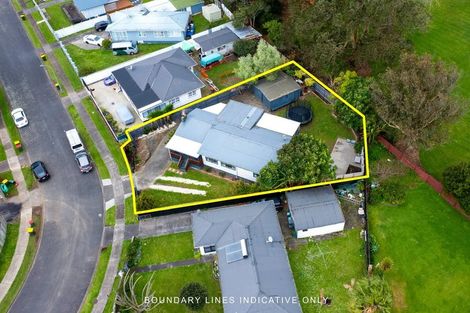 Photo of property in 13 Romney Place, Manurewa, Auckland, 2102