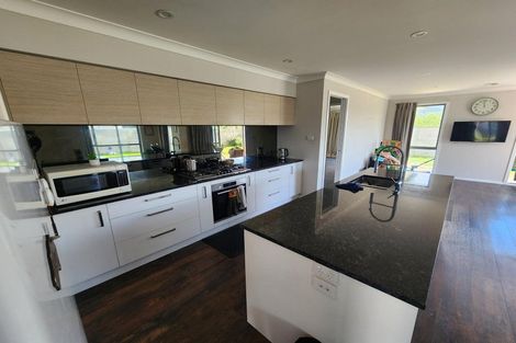 Photo of property in 14 Filmer Crescent, Wallaceville, Upper Hutt, 5018