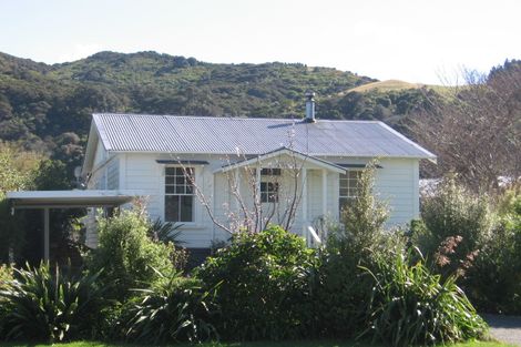 Photo of property in 95 Watt Street, Featherston, 5710