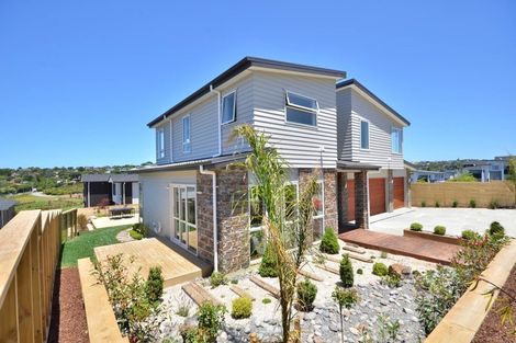 Photo of property in 11 Bearing Parade, Long Bay, Auckland, 0630