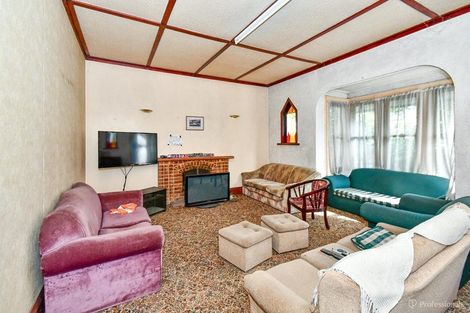 Photo of property in 21 Gray Avenue, Mangere East, Auckland, 2024