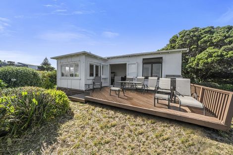 Photo of property in 55 The Esplanade, Raumati South, Paraparaumu, 5032