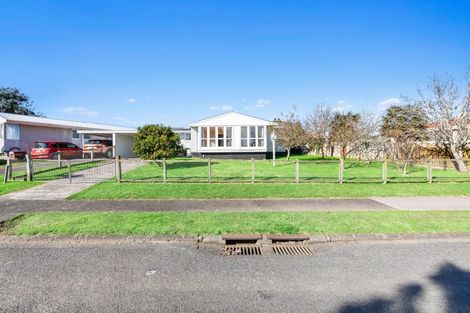 Photo of property in 1 Totara Street, Waiuku, 2123
