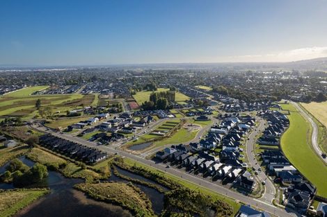 Photo of property in 21 Paradise Way, Halswell, Christchurch, 8025