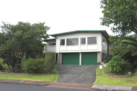 Photo of property in 17 Catalina Crescent, Forrest Hill, Auckland, 0620