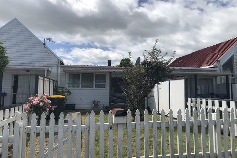 Photo of property in 3a Montgomery Street, Levin, 5510