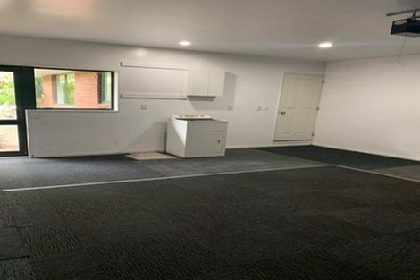 Photo of property in 43 Orlando Crescent, Waimairi Beach, Christchurch, 8083