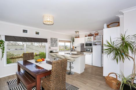 Photo of property in 11 Harrisville Road, Tuakau, 2121