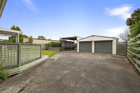 Photo of property in 36 John F Kennedy Drive, Milson, Palmerston North, 4414