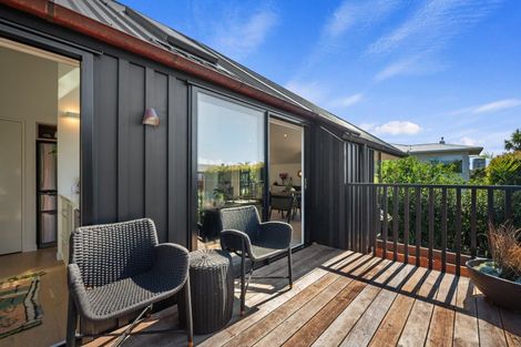 Photo of property in 2/21 Hauraki Road, Hauraki, Auckland, 0622