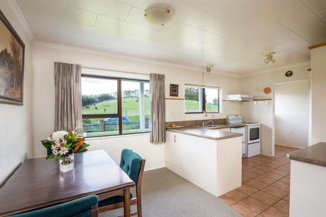 Photo of property in 82 Barrett Road, Whalers Gate, New Plymouth, 4310