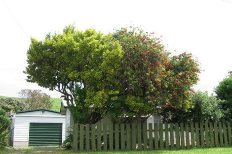 Photo of property in 14 Lysnar Street, Okitu, Gisborne, 4010