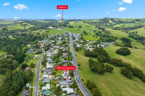 Photo of property in 1886 State Highway 1, Kaiwaka, 0573