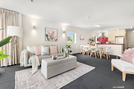 Photo of property in Montreaux Apartments, 10d/164 The Terrace, Wellington Central, Wellington, 6011