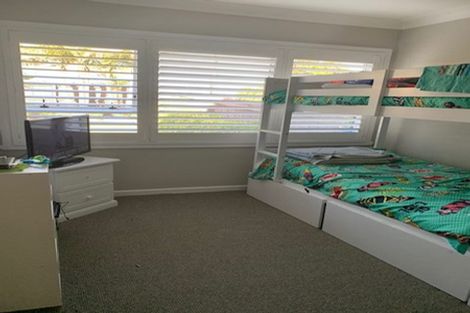 Photo of property in 2/28 Bleakhouse Road, Howick, Auckland, 2014