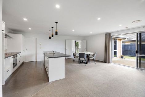 Photo of property in 59 Wiltshire Drive, Huntington, Hamilton, 3210