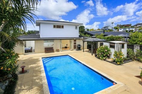 Photo of property in 4 Kiri Place, Mairangi Bay, Auckland, 0630