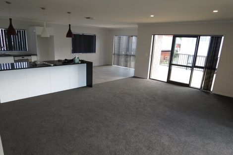 Photo of property in 11 Saltaire Street, Avondale, Auckland, 1026