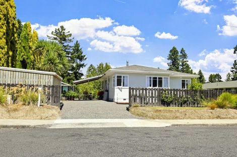 Photo of property in 11 Simmons Road, Taumarunui, 3920