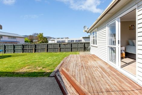 Photo of property in 80 Hyde Street, Wainuiomata, Lower Hutt, 5014
