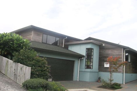 Photo of property in 32 Camellia Terrace, Maungaraki, Lower Hutt, 5010