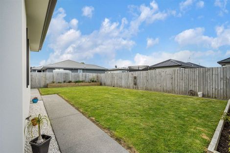 Photo of property in 10 Kingsbridge West, Burwood, Christchurch, 8083