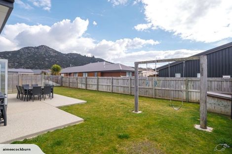 Photo of property in 60 Frye Crescent, Albert Town, Wanaka, 9305