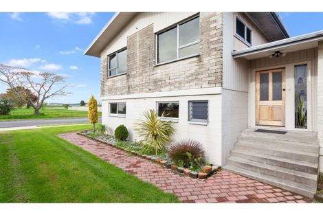 Photo of property in 25 Rata Avenue, Edgecumbe, 3120