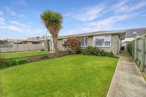 Photo of property in 2/8 Dover Street, St Albans, Christchurch, 8014