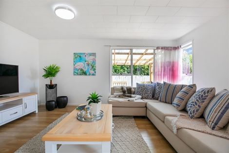 Photo of property in 20 Chesley Place, Half Moon Bay, Auckland, 2012