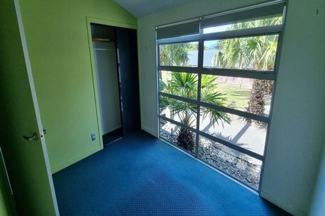 Photo of property in 87a Joseph Banks Drive, Whitby, Porirua, 5024