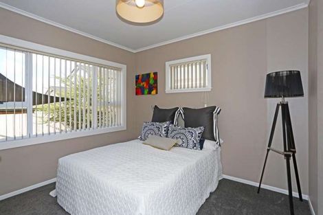 Photo of property in 74 Wellington Street, Pukekohe, 2120