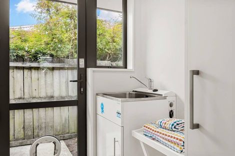 Photo of property in 2/112 Edward Avenue, Edgeware, Christchurch, 8013