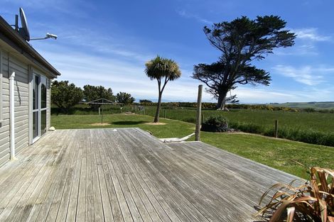 Photo of property in 38 Redpath Road, Orepuki, Riverton, 9881