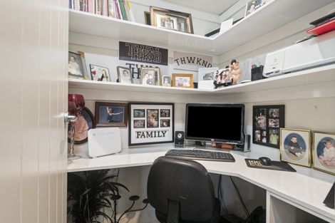 Photo of property in 67 Rosalie Terrace, Kelvin Grove, Palmerston North, 4414