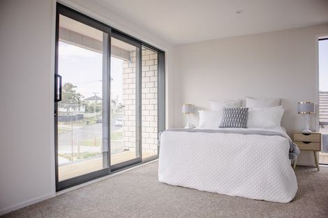 Photo of property in 30c Tawa Crescent, Manurewa, Auckland, 2102