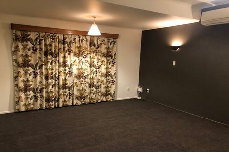 Photo of property in 6 Pitarua Street, Thorndon, Wellington, 6011