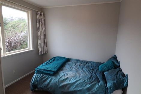 Photo of property in 32 Castle Crescent, Stokes Valley, Lower Hutt, 5019