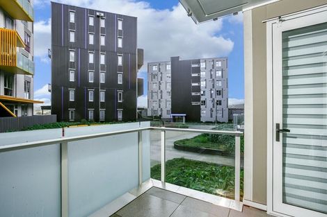 Photo of property in 604/27 Don Mckinnon Drive, Albany, Auckland, 0632