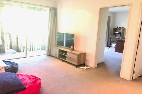 Photo of property in 1 Paterson Mews, Browns Bay, Auckland, 0630